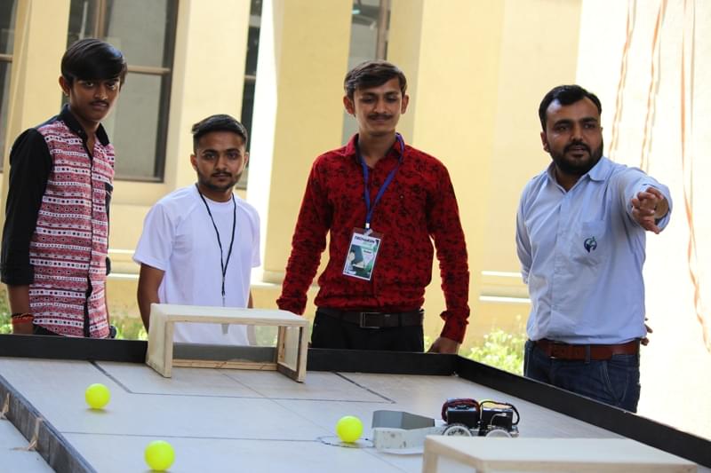 Dr. Subhash University Junagadh Infrastructure photo 40